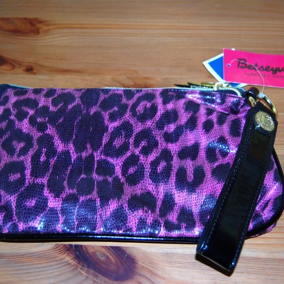 Betsey Johnson BETSEYVILLE Pink & Black leopard fabric & Leather hand bag CLUTCH - Picture 3 of 4